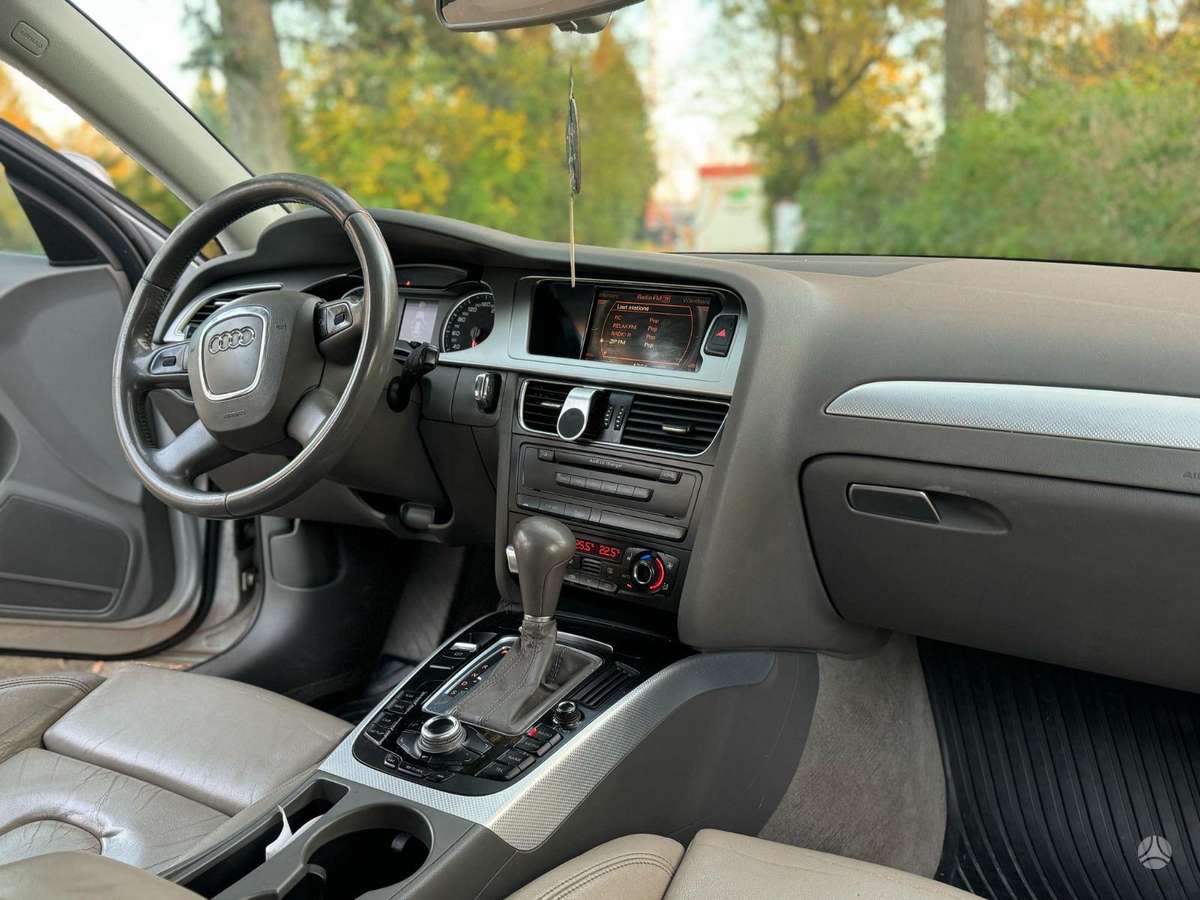 Audi A4, 2.0 l., Универсал