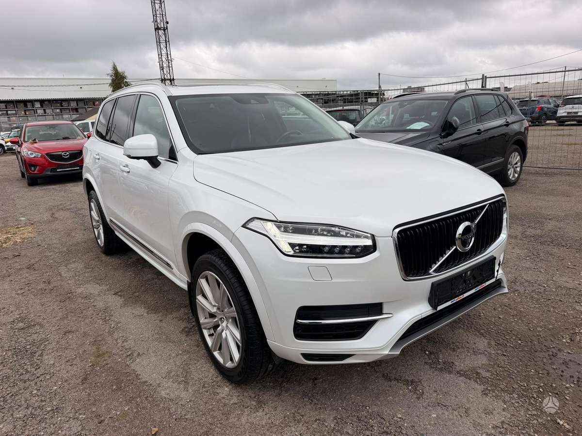 Volvo XC90