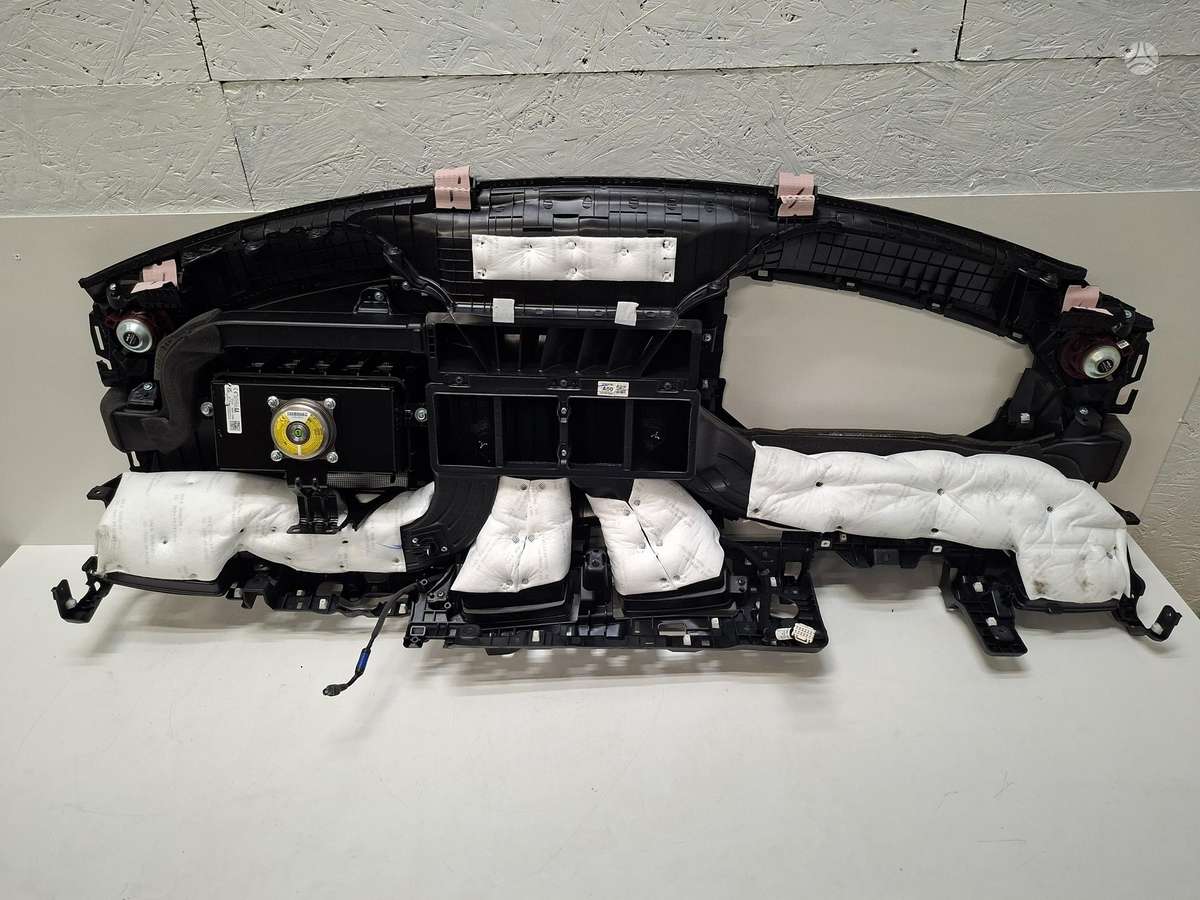 Kia EV6 детали салона