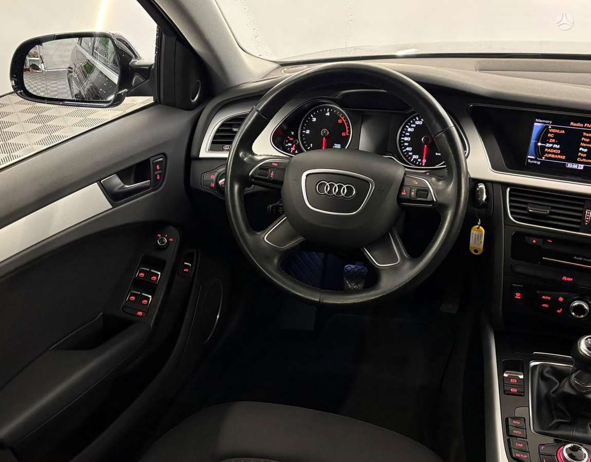 Audi A4, 2.0 l., Универсал