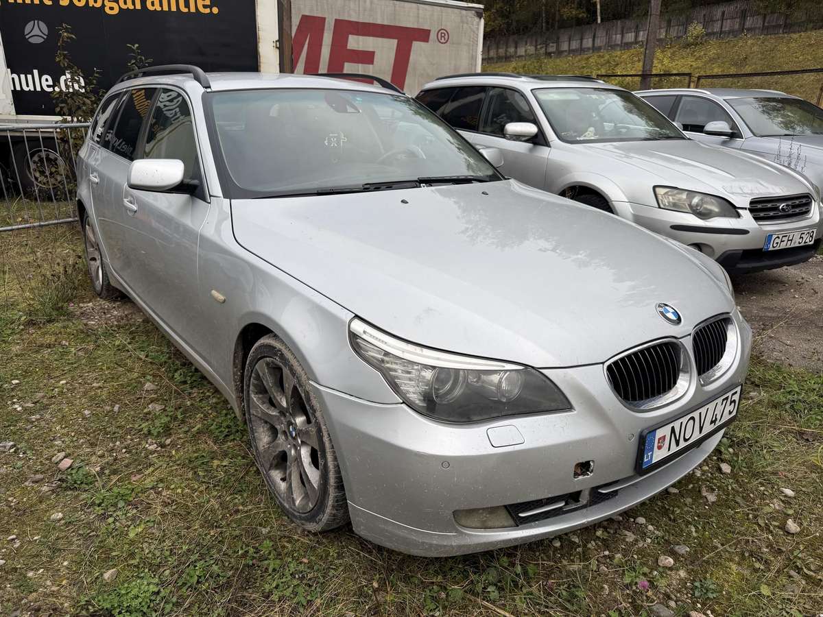 BMW 530
