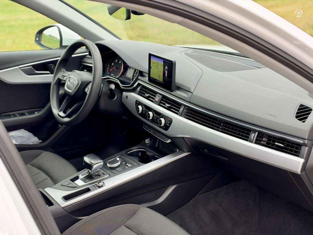 Audi A4, 2.0 l., Универсал