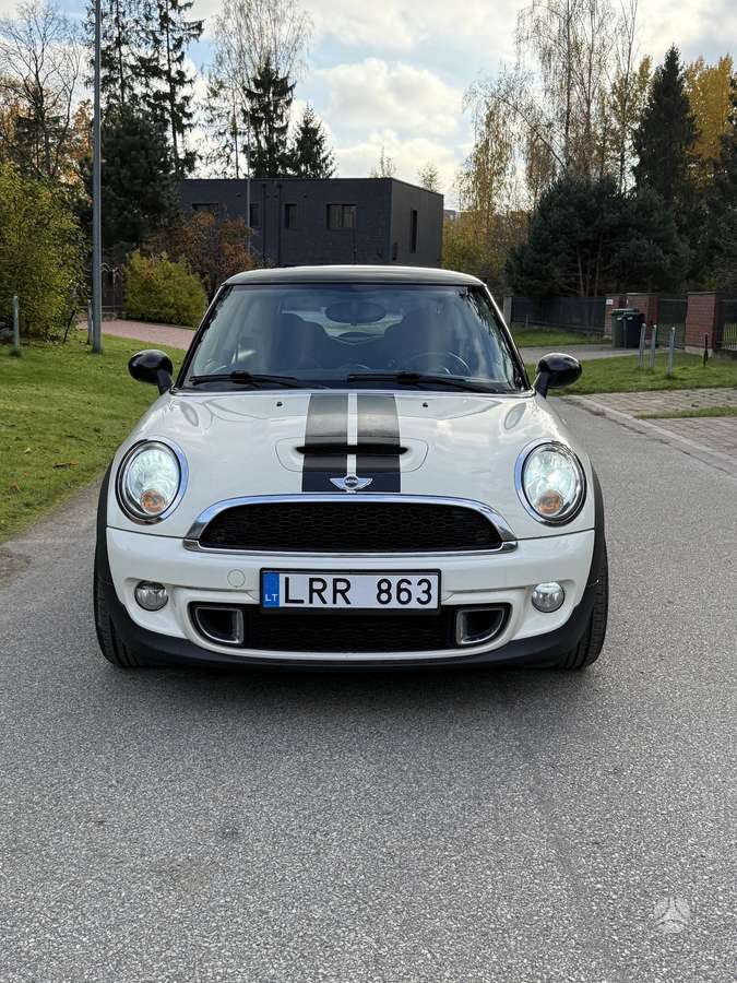 Mini Cooper S, 1.6 l., hatchback