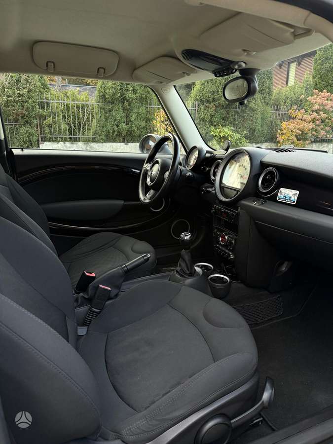 Mini Cooper S, 1.6 l., hatchback