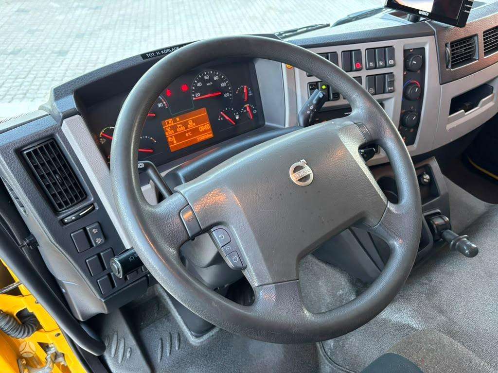 Volvo FL 240 4x2, фургоны-боксы