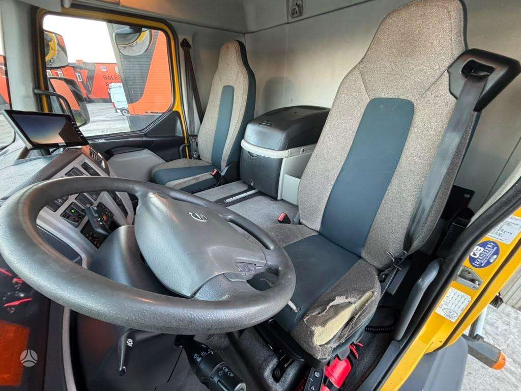 Volvo FL 240 4x2, фургоны-боксы