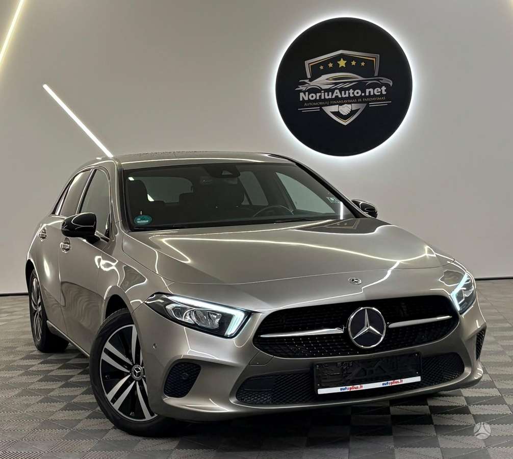 Mercedes-Benz A180