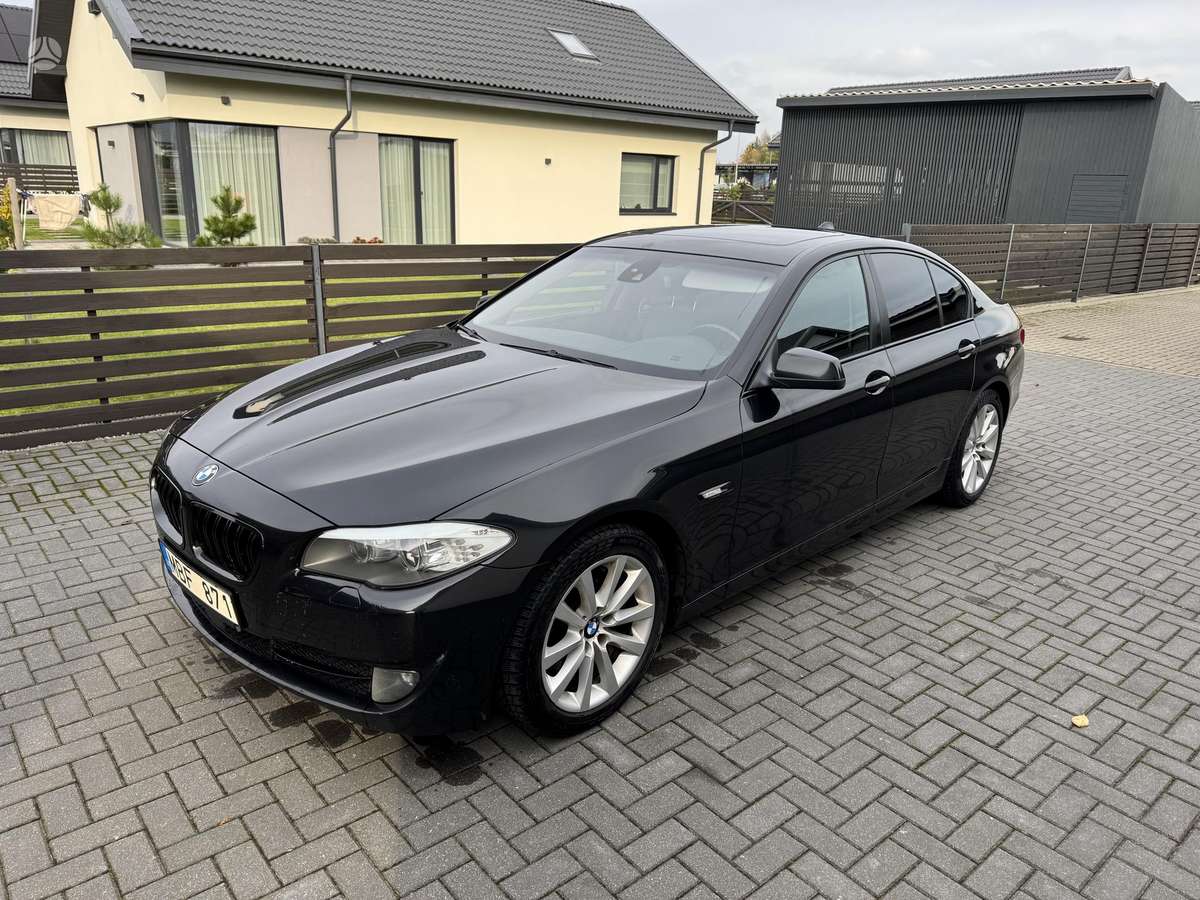 BMW 525