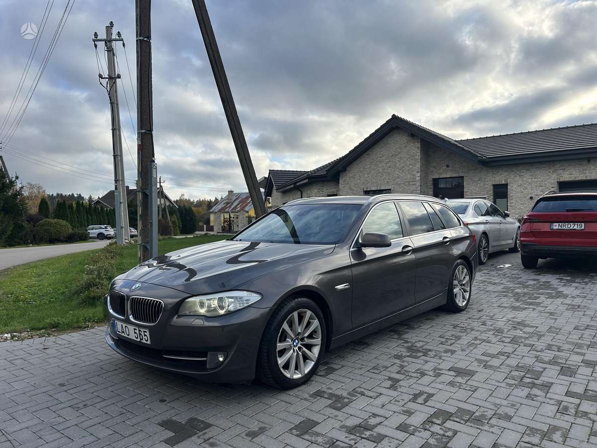 BMW 525, 3.0 l., Универсал