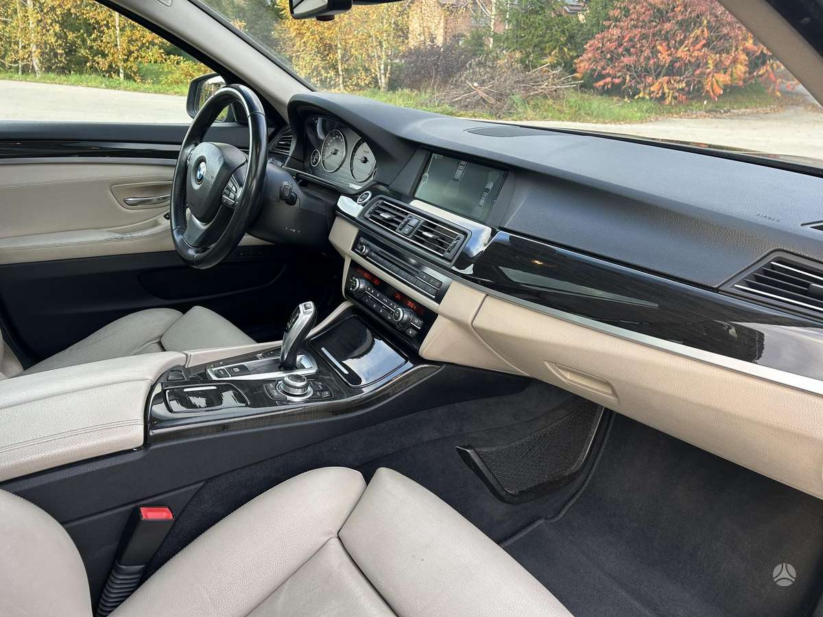 BMW 525, 3.0 l., Универсал