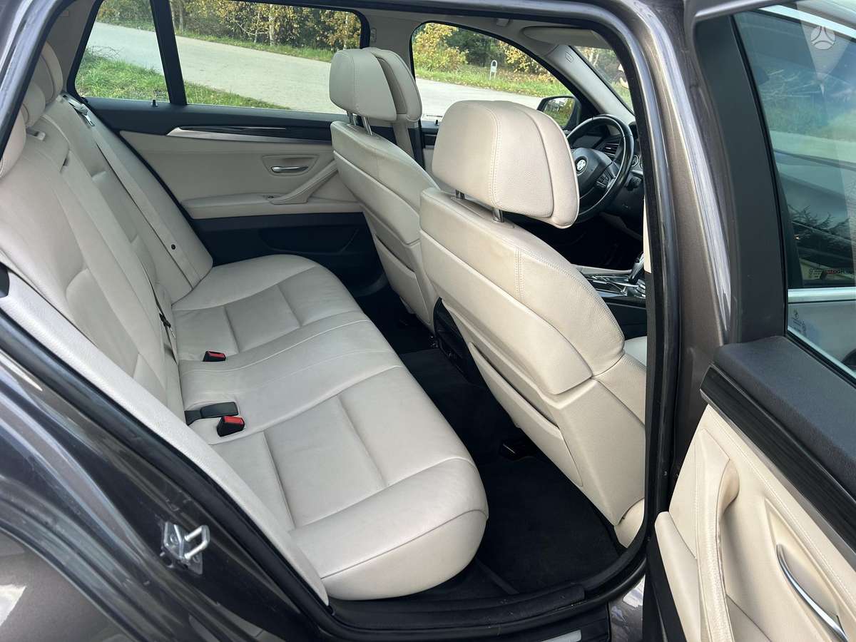 BMW 525, 3.0 l., Универсал