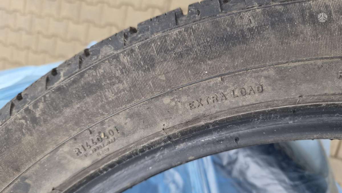 Pirelli, universalios 275/40 R21