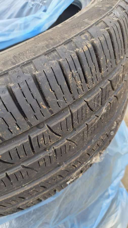 Pirelli, universalios 275/40 R21