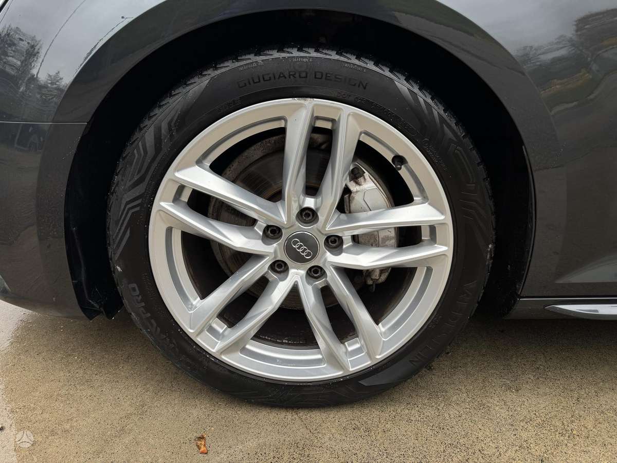 Audi A4, 2.0 l., Универсал