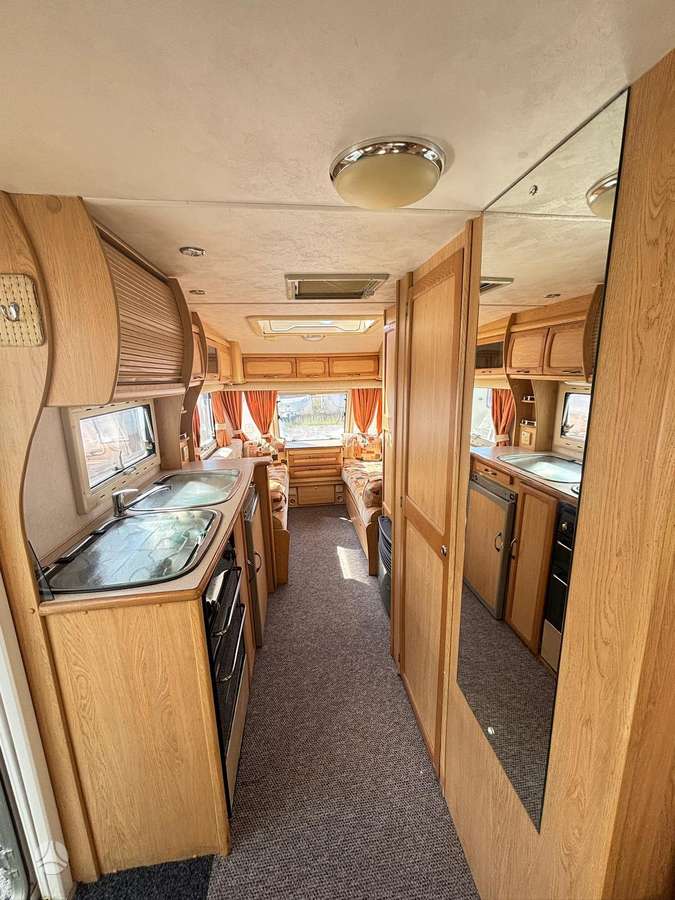 Elddis Odyssey, кемперы