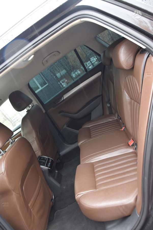 Skoda Superb, 1.6 l., Универсал