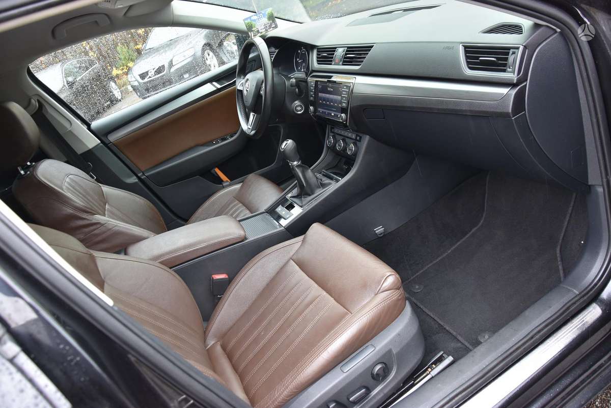 Skoda Superb, 1.6 l., Универсал