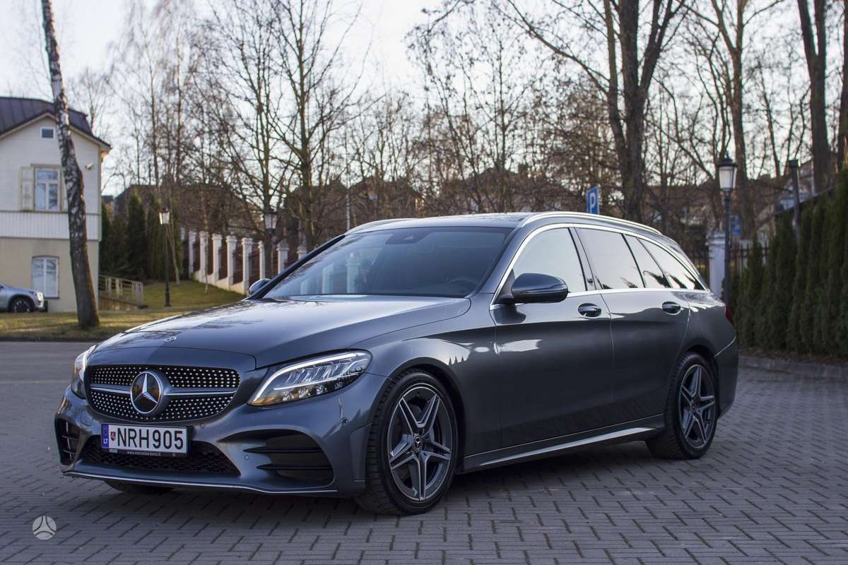 Mercedes-Benz C220