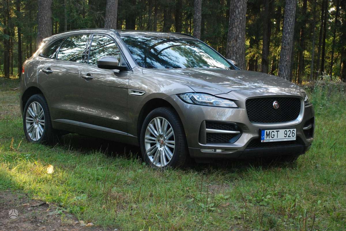 Jaguar F-Pace