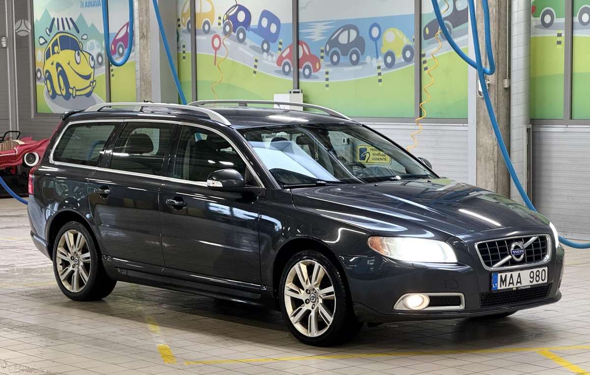 Volvo V70, 2.0 l., Универсал
