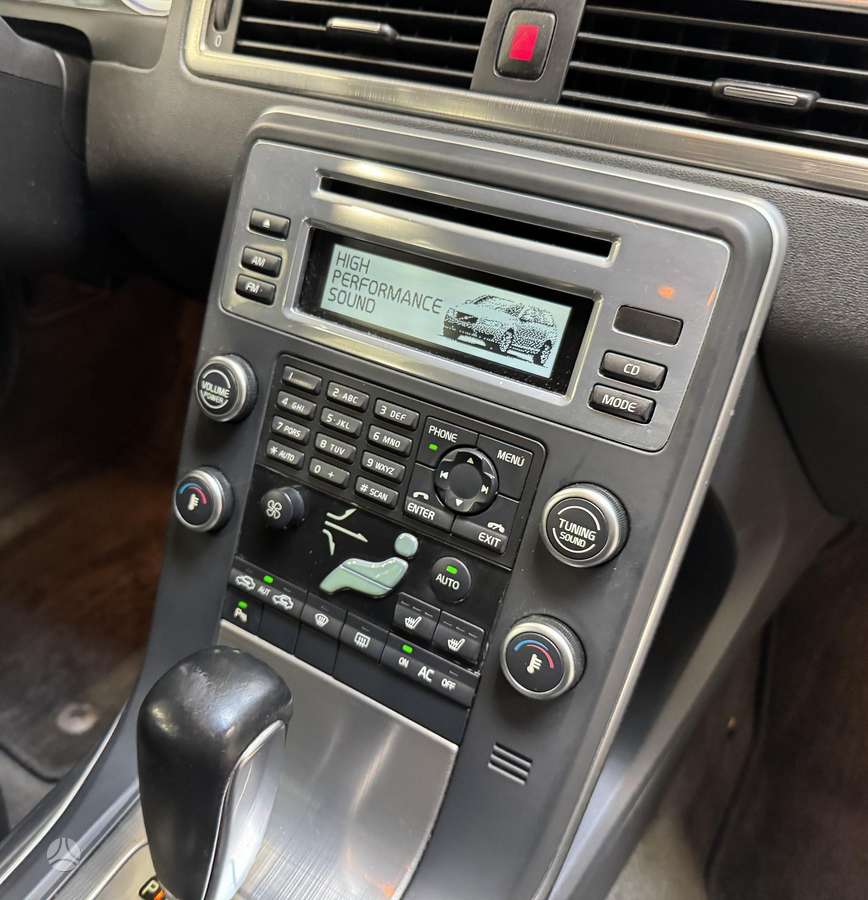 Volvo V70, 2.0 l., Универсал