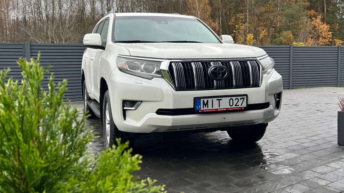 Toyota Land Cruiser