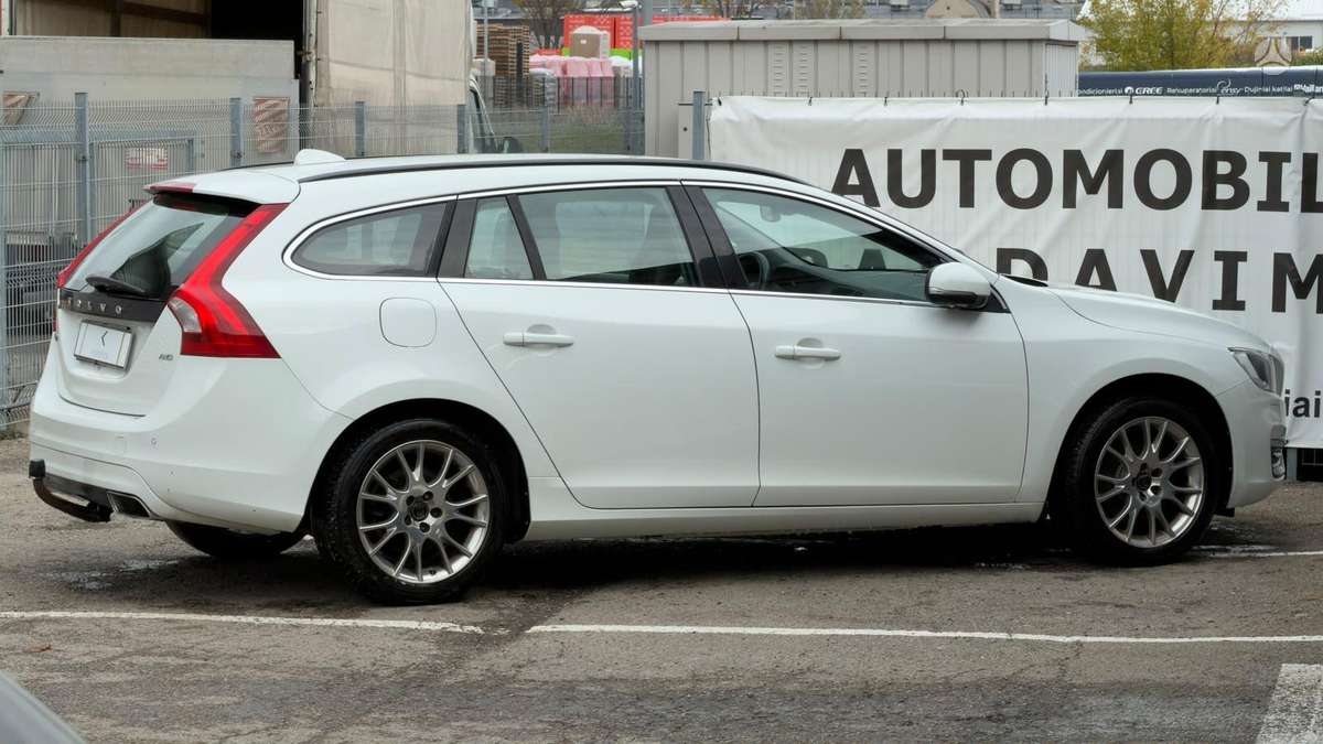 Volvo V60, 2.4 l., Универсал