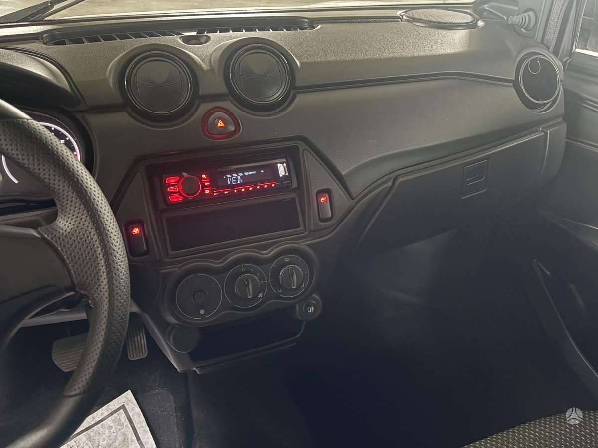 Aixam e-Minauto Access, kupė (coupe)
