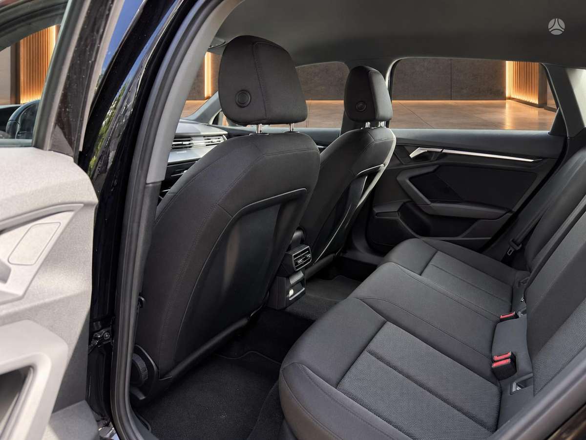 Audi A3, 1.5 l., hatchback