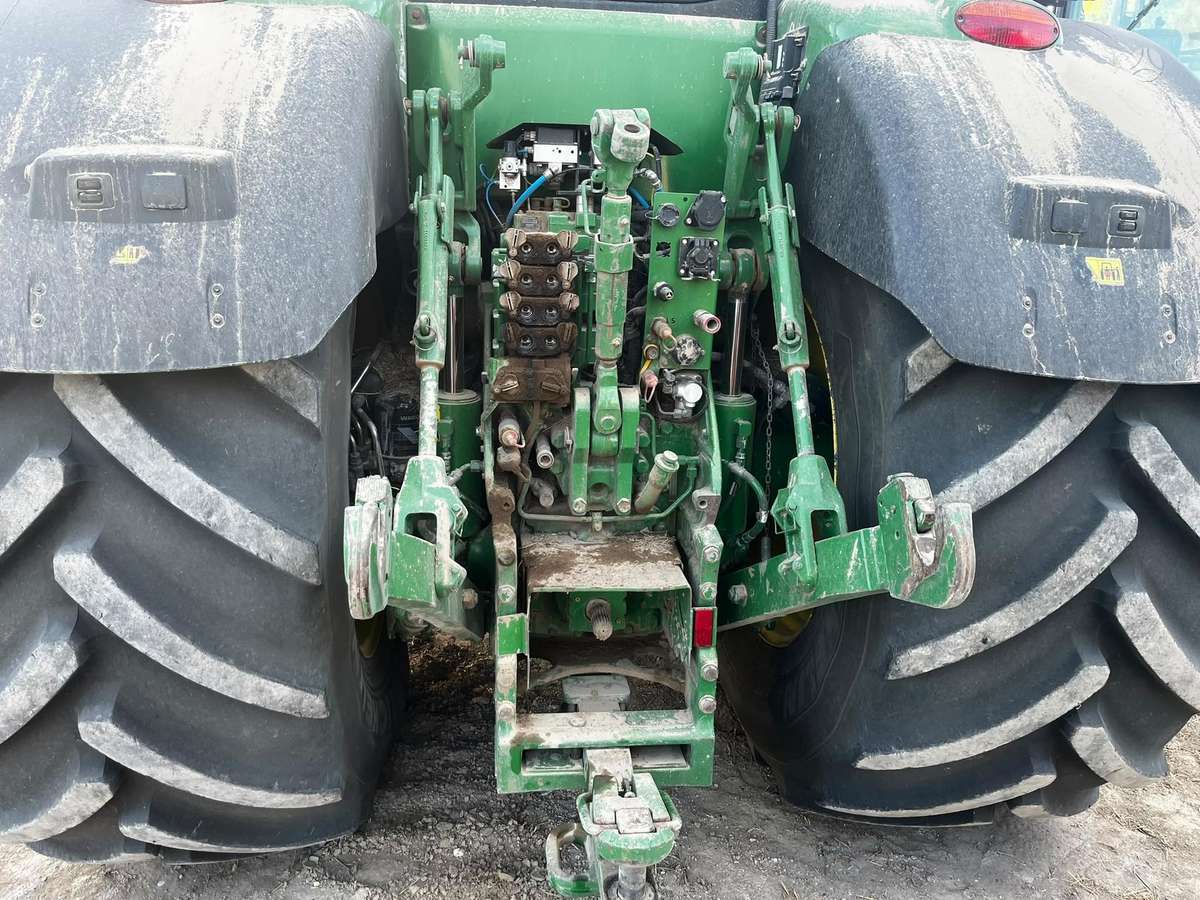 John Deere 8400R, тракторы