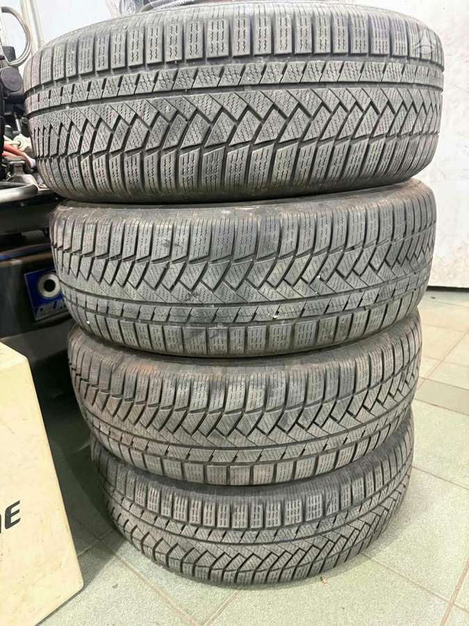 Continental, winter 235/65 R18