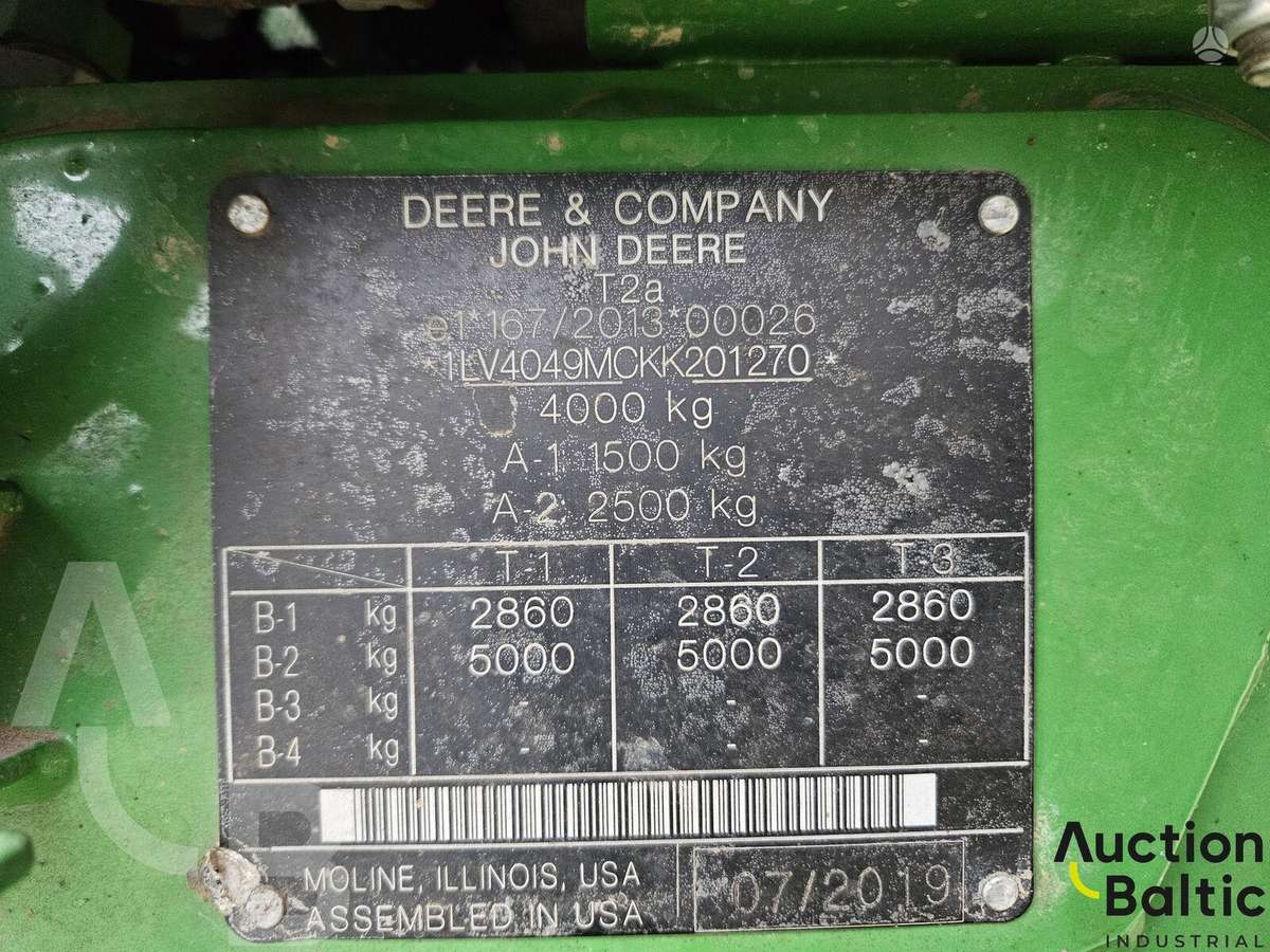 John Deere 4049 M, traktoriai