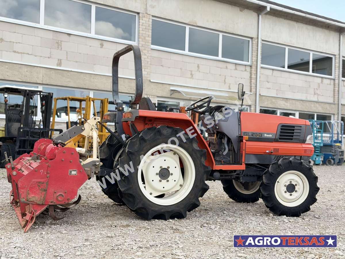 Kubota GL260, тракторы