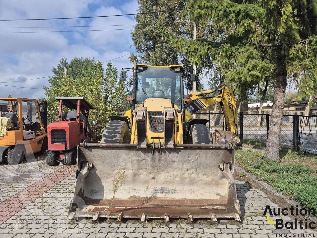 Komatsu WB93S, excavator loader