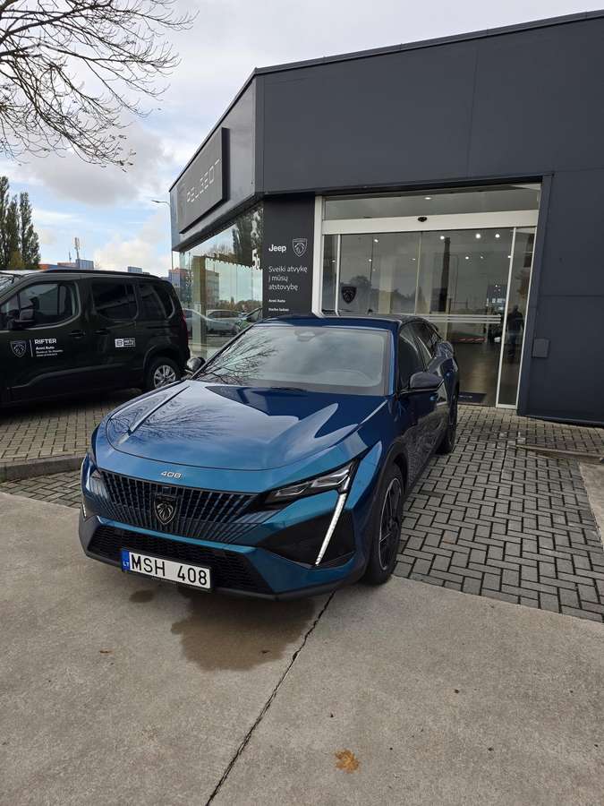 Peugeot 408
