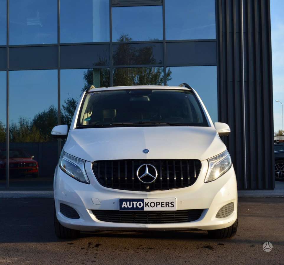 Mercedes-Benz V250