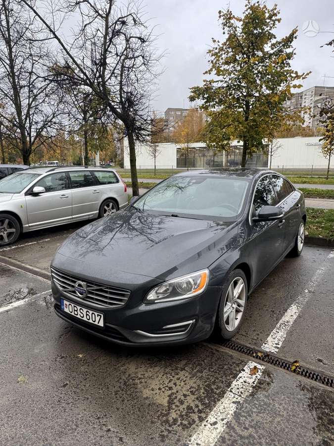 Volvo S60
