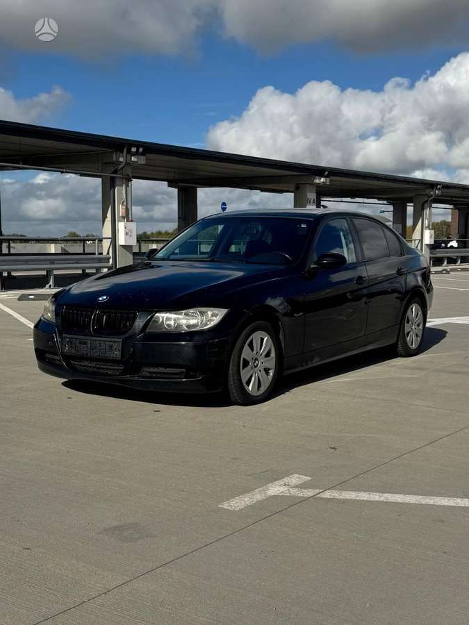 BMW 320