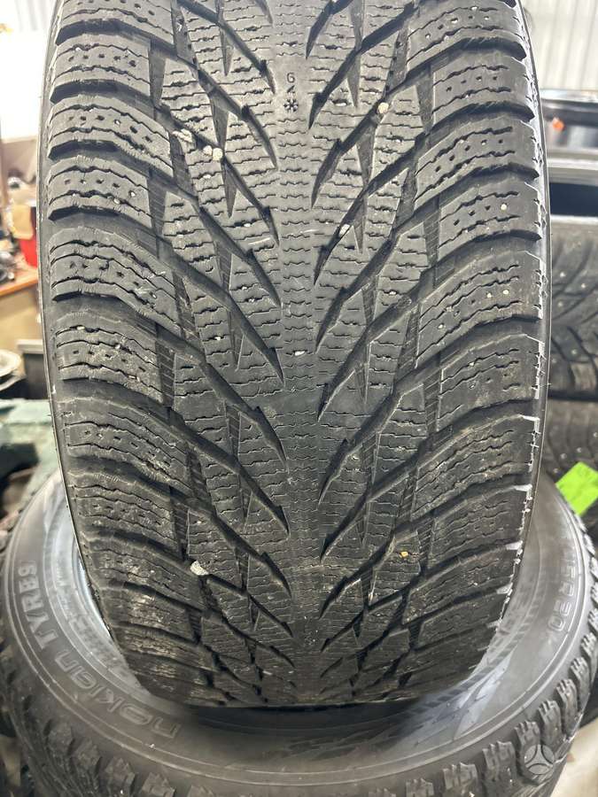 Nokian, winter 275/45 R20