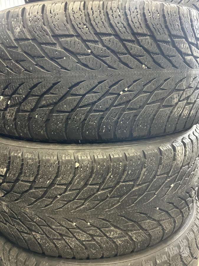 Nokian, winter 275/45 R20