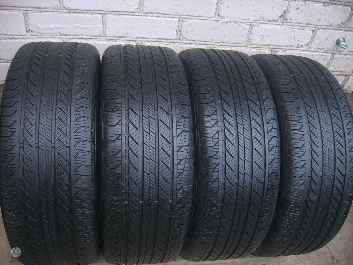 Continental, universalios 235/50 R19