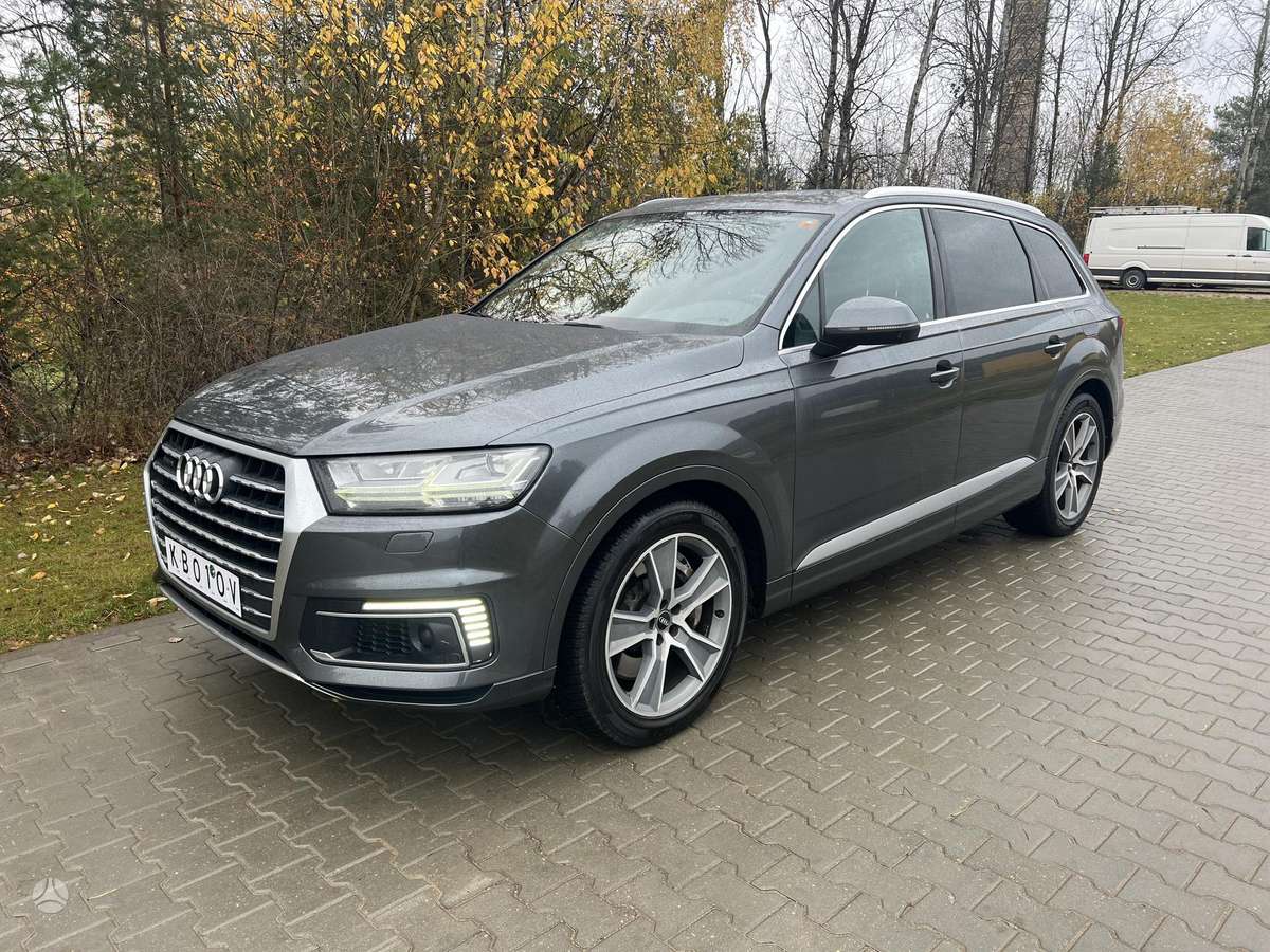 Audi Q7 e-tron