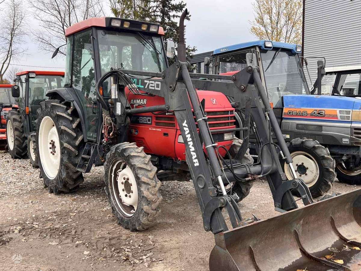 Kubota ĮVAIRIŲ MODELIŲ, tractors