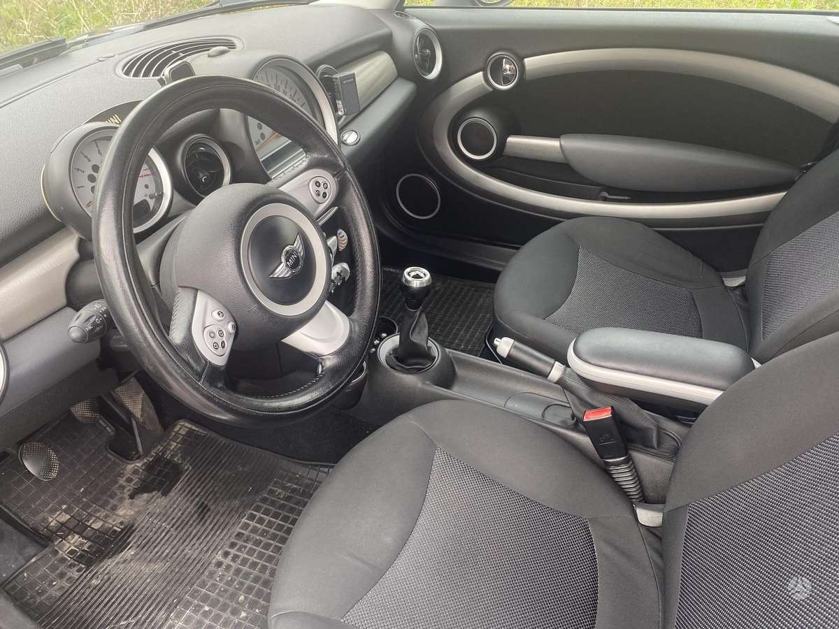 Mini Cooper, 1.6 l., Хэтчбек