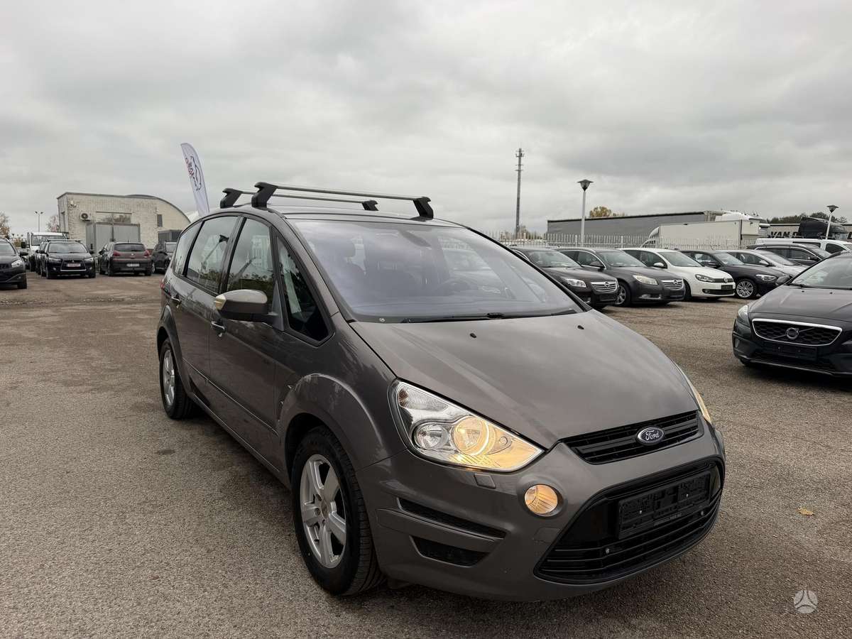 Ford S-MAX