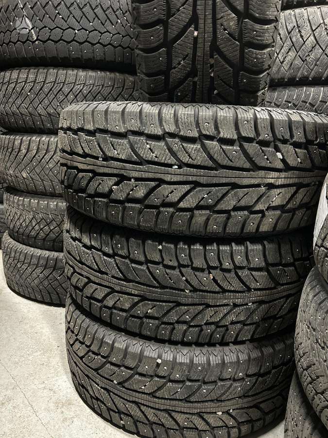 Cooper, winter 235/55 R17