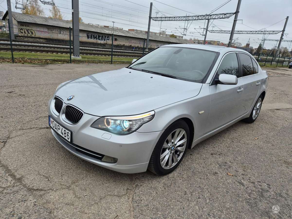BMW 525