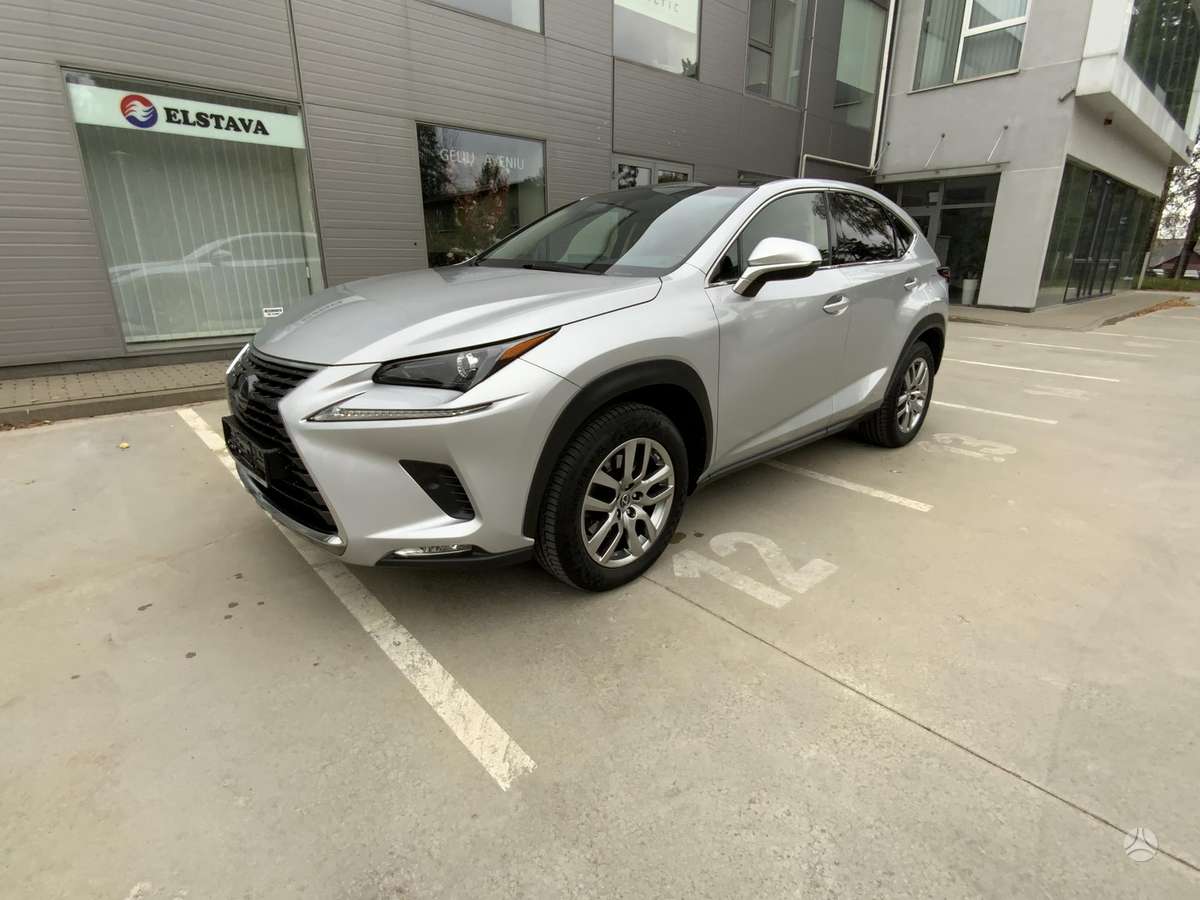 Lexus NX 300h