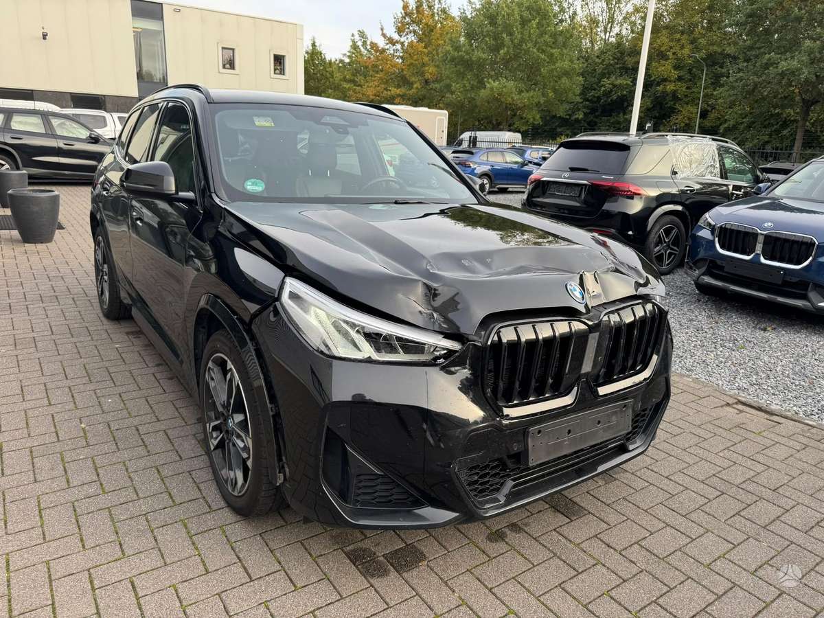 BMW X1