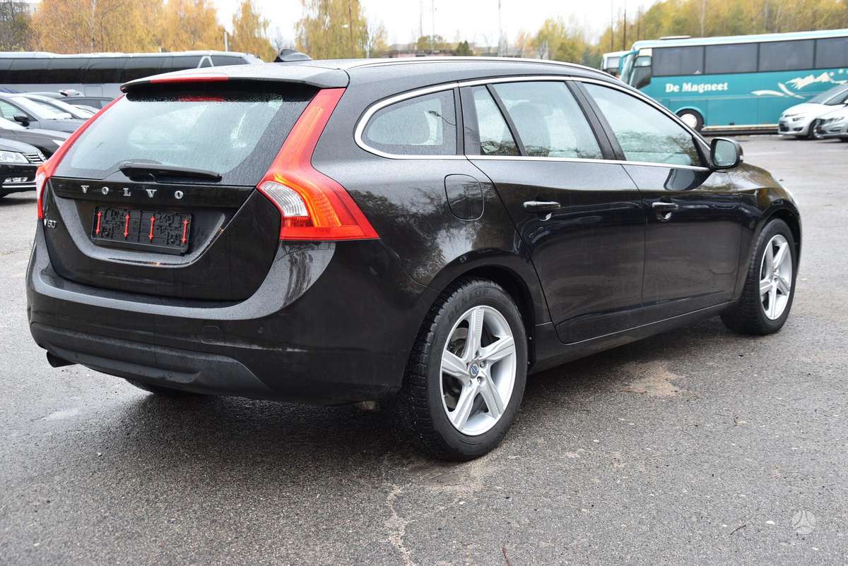 Volvo V60, 2.0 l., Универсал